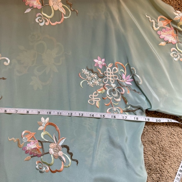 VINTAGE Oscar de la Renta silk top - Picture 11 of 13